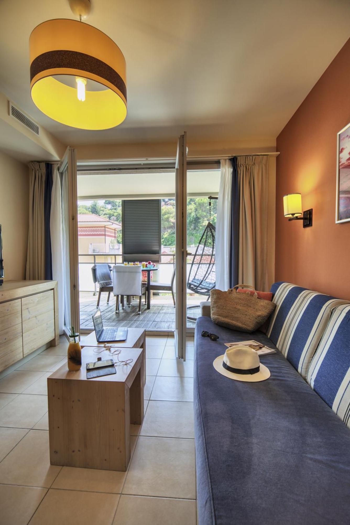 Residence Pierre & Vacances Premium Julia Augusta Roquebrune-Cap-Martin Oda fotoğraf